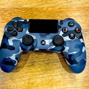 DualShock 4 Wireless Controller for PlayStation 4 blue Camouflage